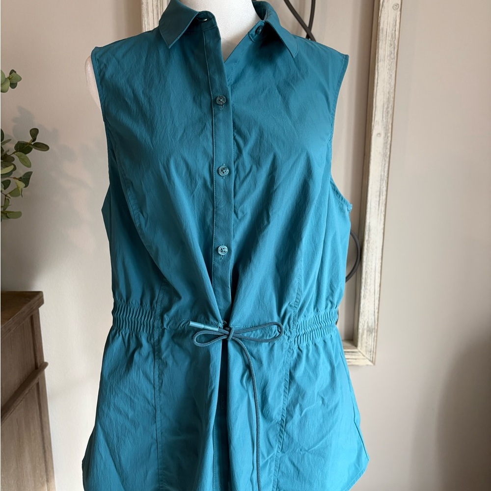 Athleta Teal Button-Down Sleeveless Top